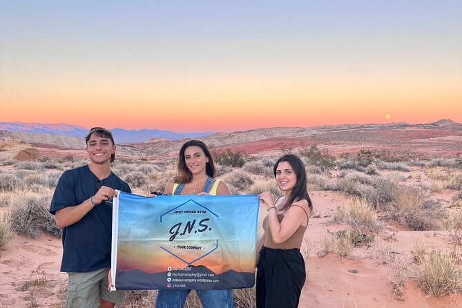 Valley of Fire Sunset Tour from Las Vegas - Walking Conditions: More Than a Photo Stop, Less Than a Full Hike