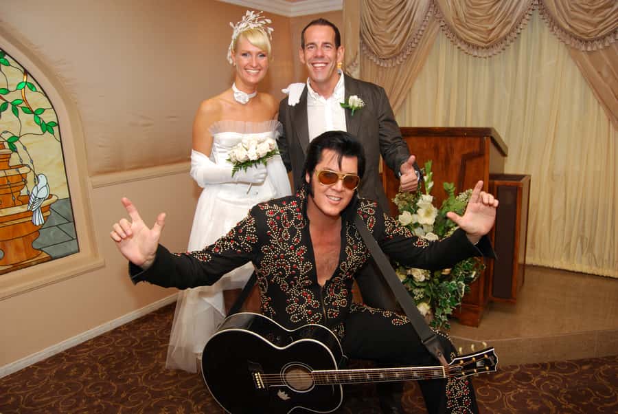 Vegas: Elvis-Themed Graceland Chapel Wedding or Vow Renewal - Key points to know before booking