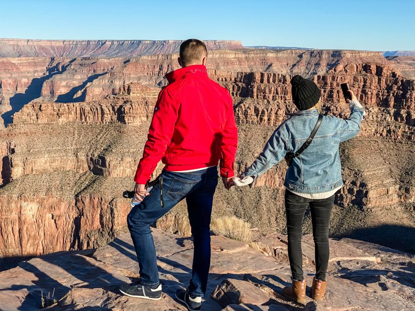 Vegas: Grand Canyon, Hoover Dam, Lunch/Skywalk Options, WiFi - Hoover Dam is a short but worthwhile stop