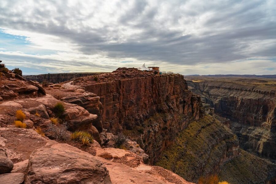 Vegas: VIP West Rim Helicopter Tour + Skywalk Option - Eagle Point and the optional Skywalk