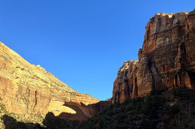 Zion National Park Hiking Tour from Las Vegas Small Group Max 14 - Canyon Overlook Trail: the best view for the least walking